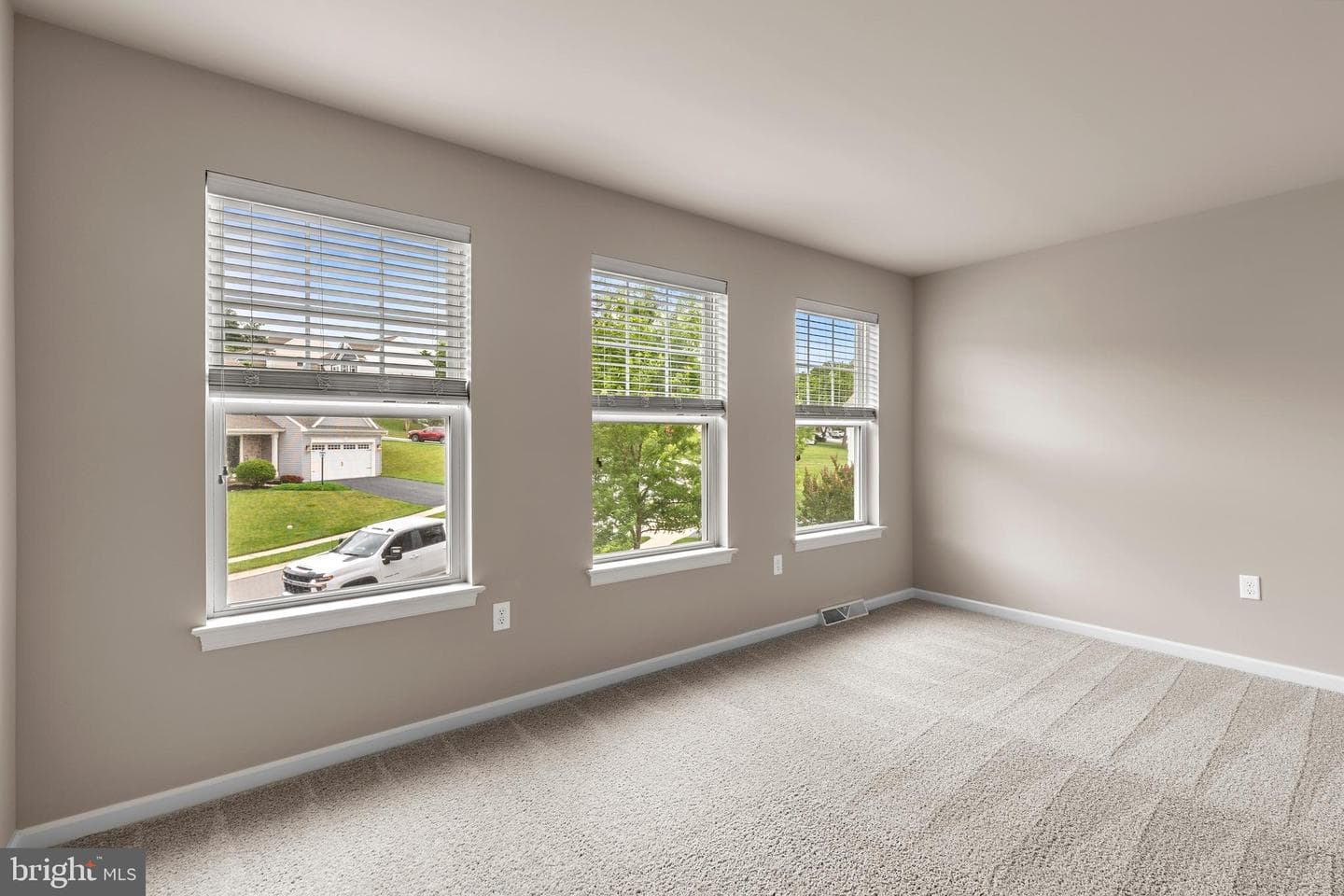 3937 Archer Ln photo 28