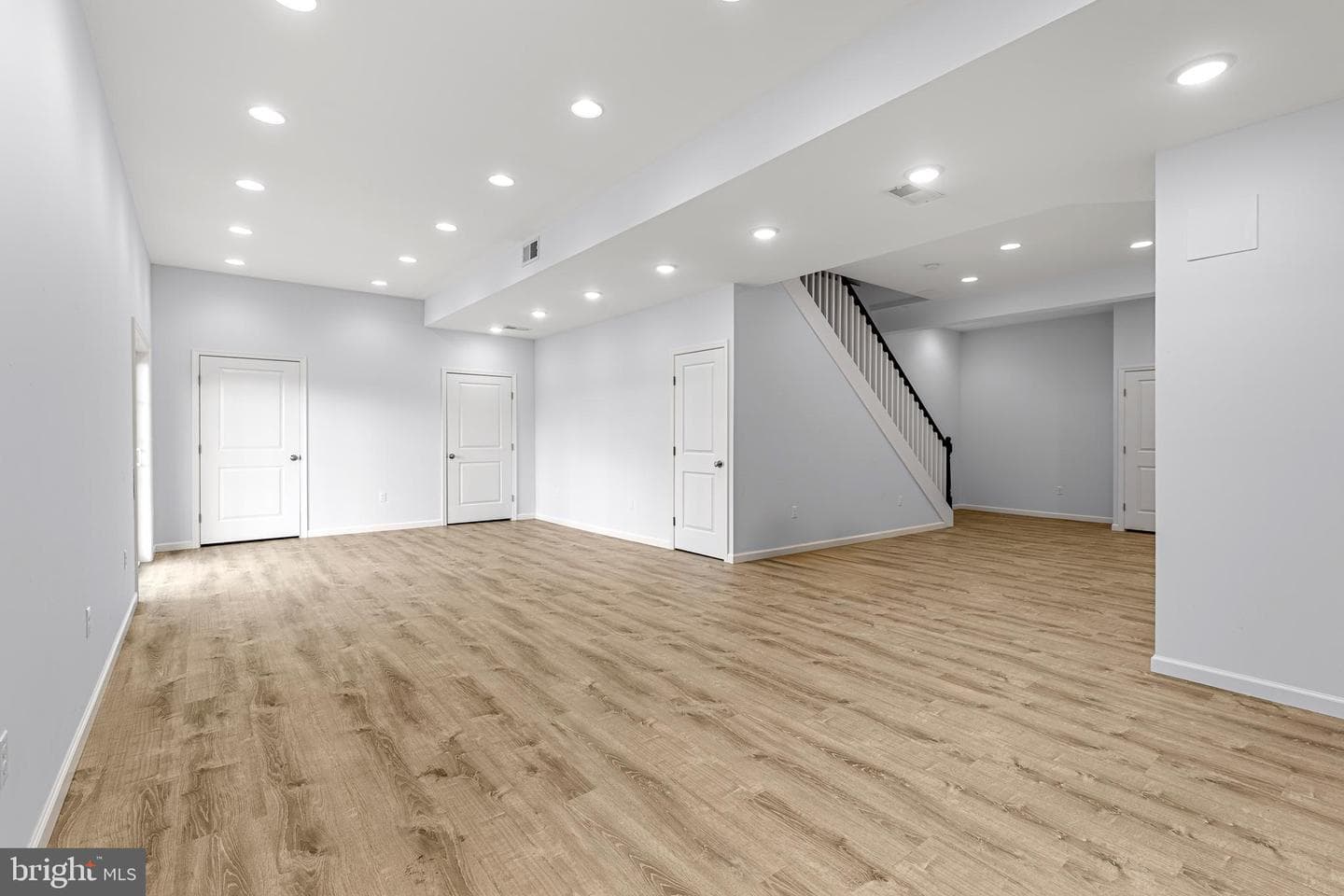 3937 Archer Ln photo 35