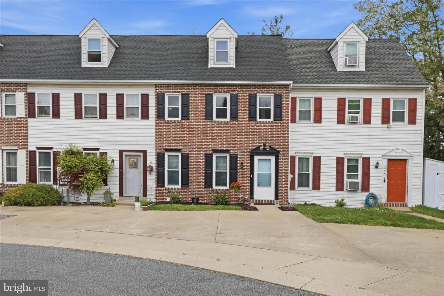 279 Heatherwood Drive