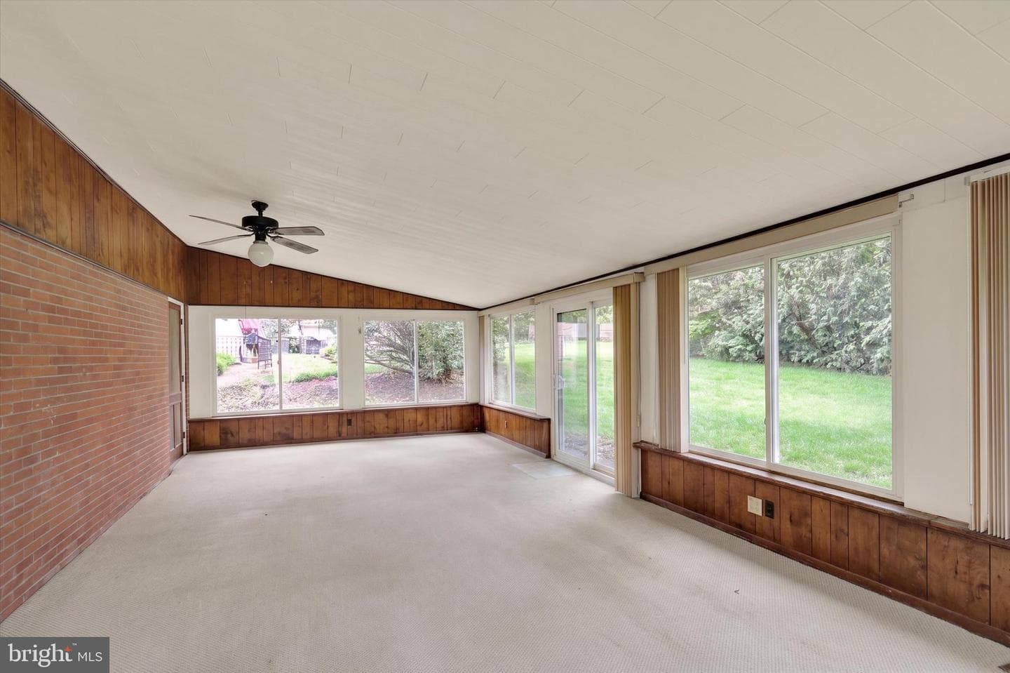 523 Bean Blossom Drive photo 24