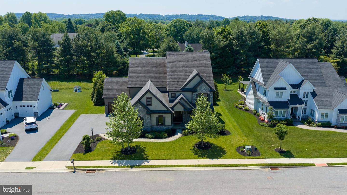 428 Southampton Drive photo 9
