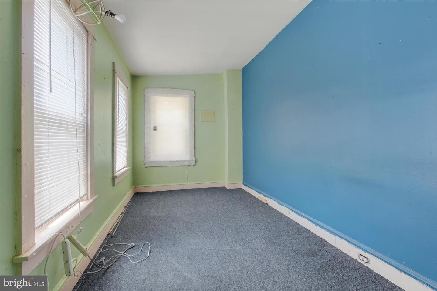 605 Poplar Street photo 9