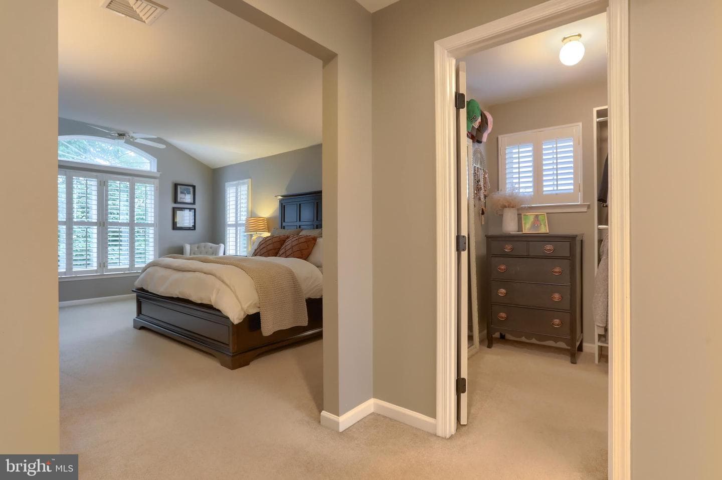 1017 Sloan Street photo 28