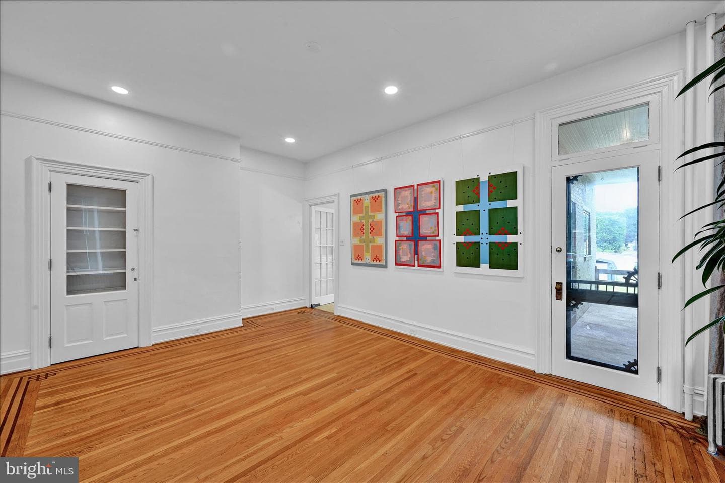 419 Chestnut St photo 10