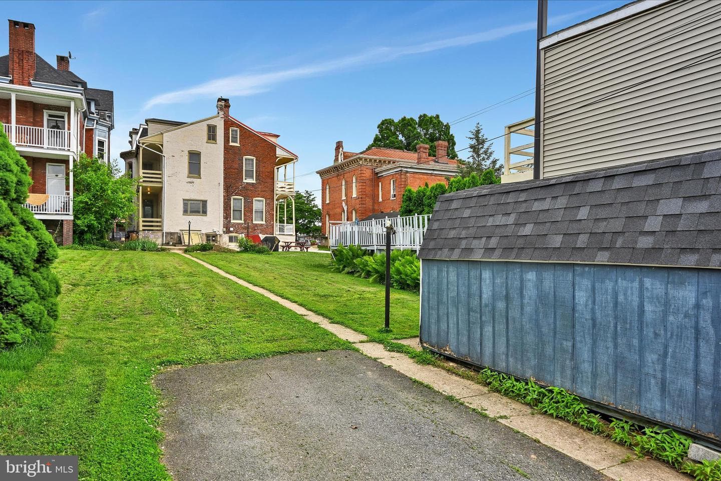 419 Chestnut St photo 44