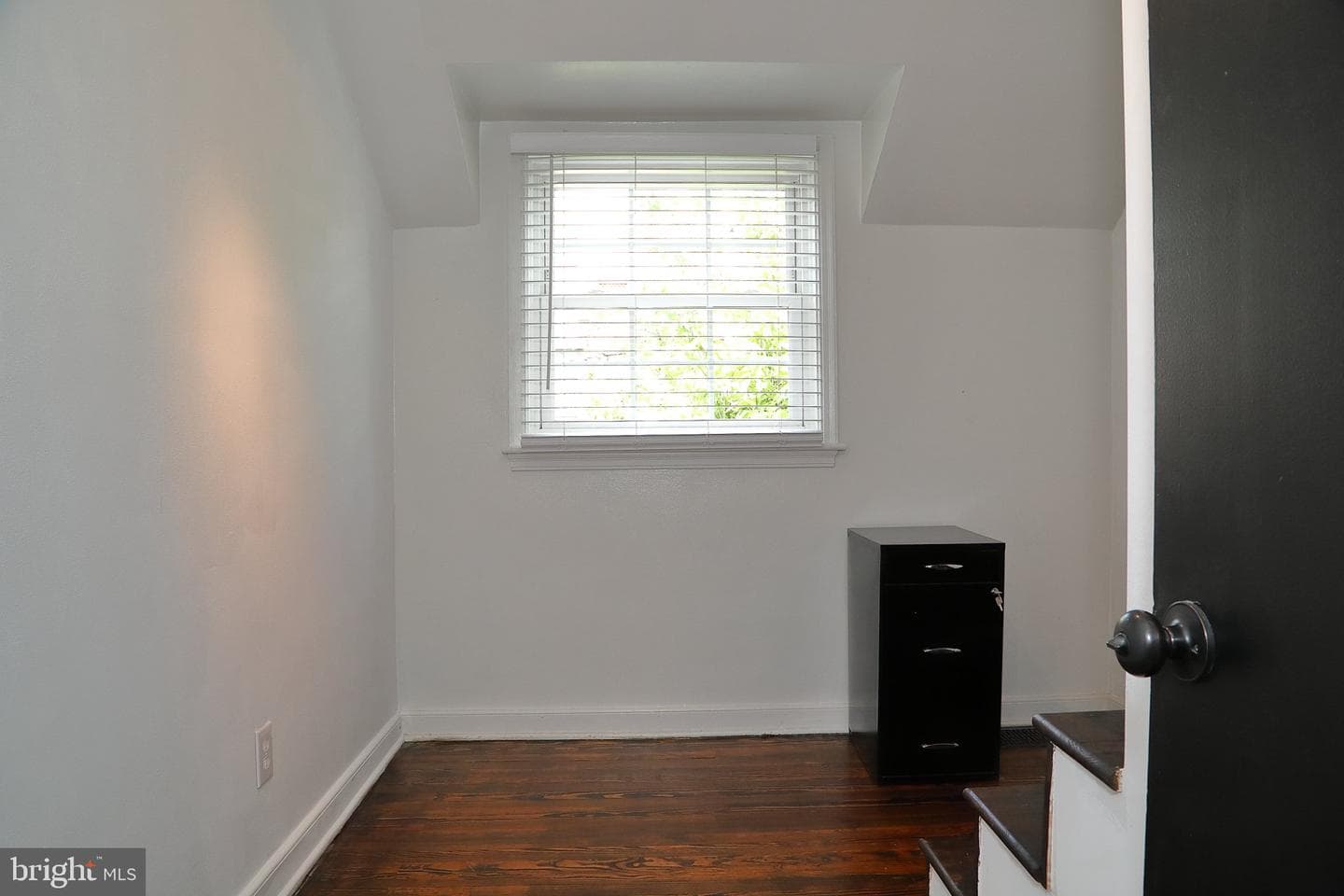 113 E Franklin Street photo 24