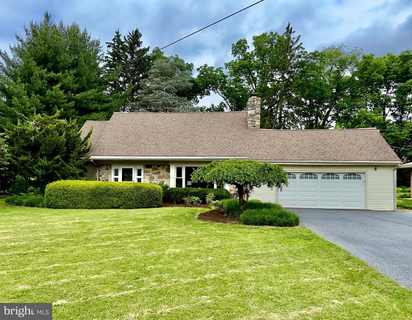 1429 Sunset Drive photo 2