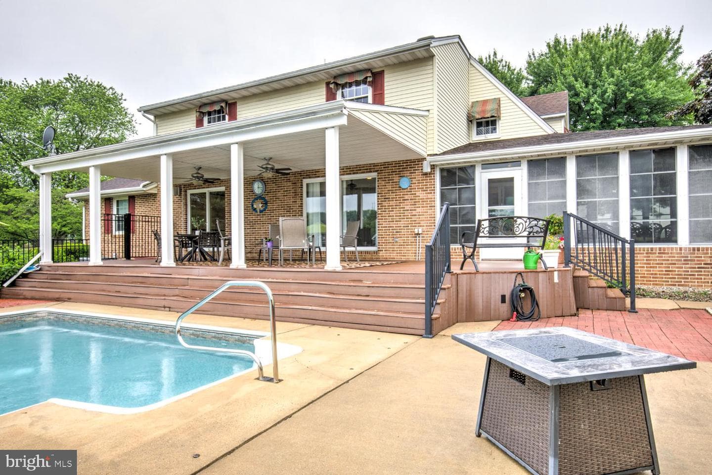 771 E Oregon Road photo 16