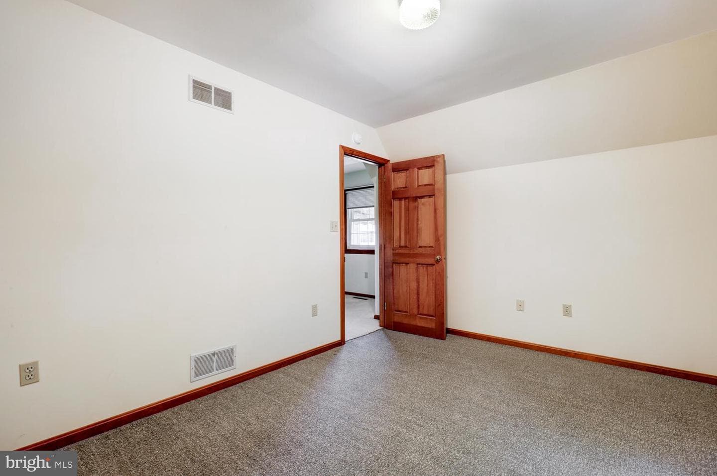 771 E Oregon Road photo 40