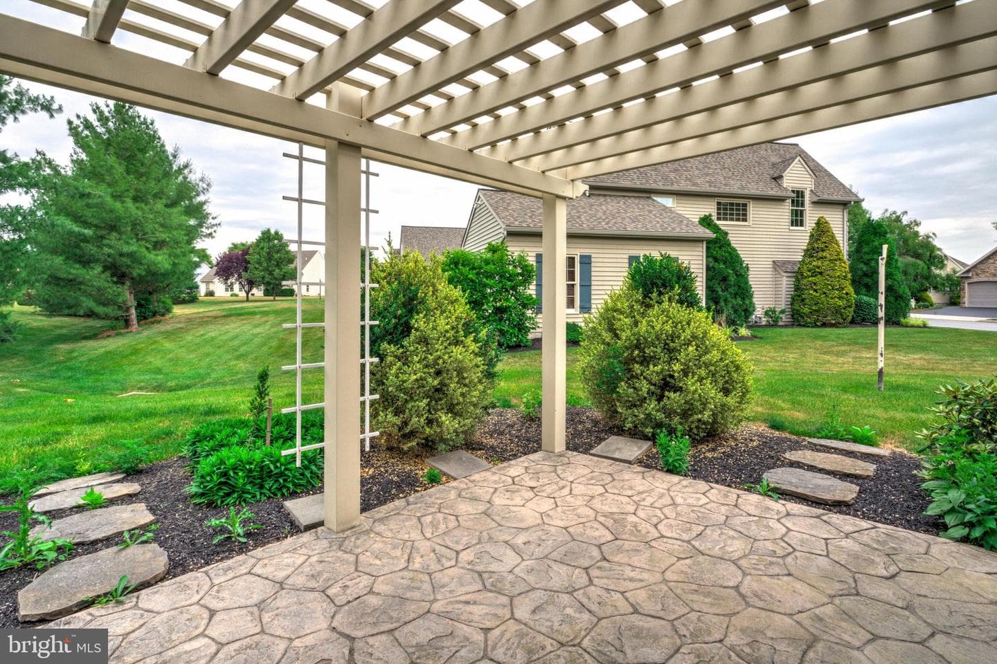 749 Heather Ridge photo 40