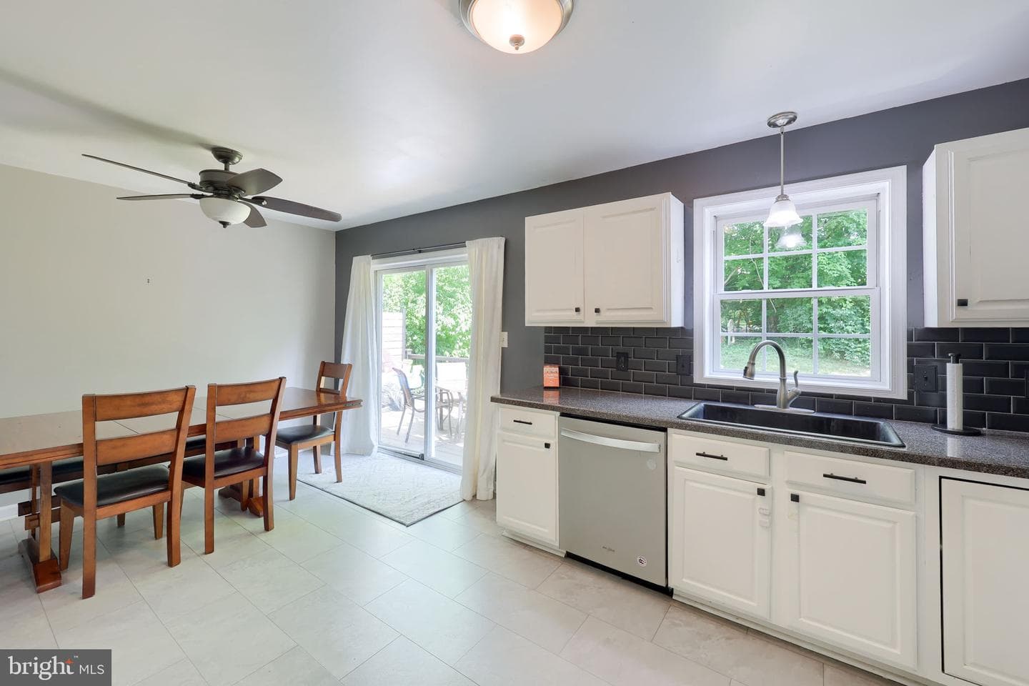 337 Crosswinds Drive photo 14