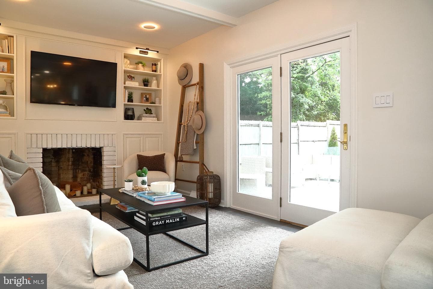 445 Haverhill Road photo 44