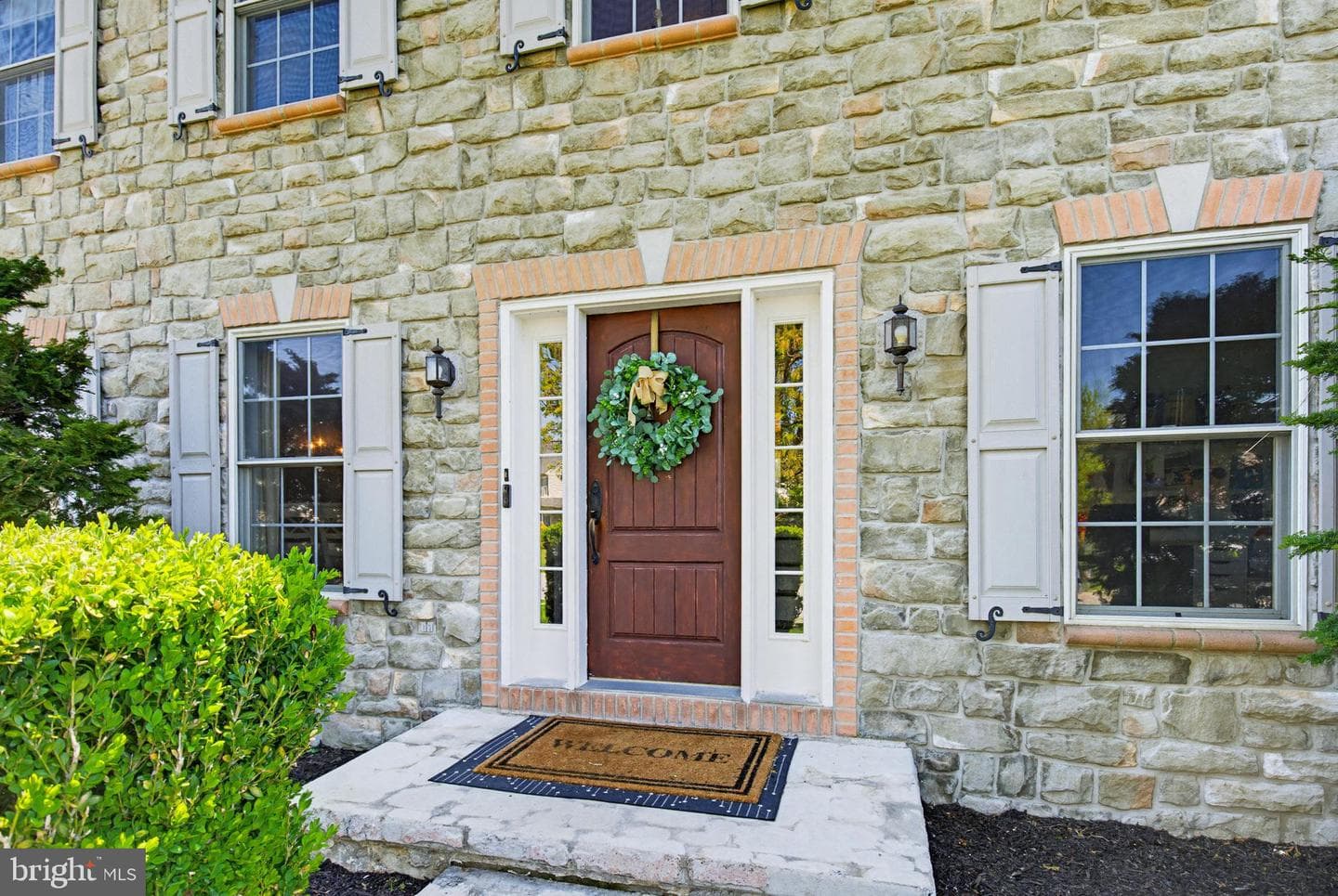 40 Jewel Drive photo 3