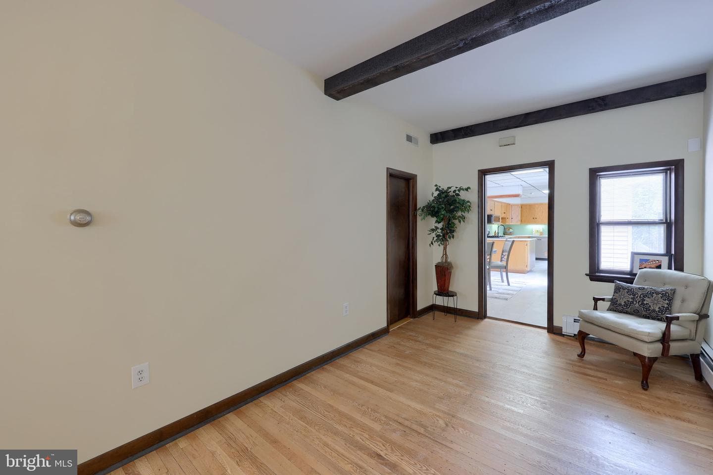 352 W Orange Street photo 11
