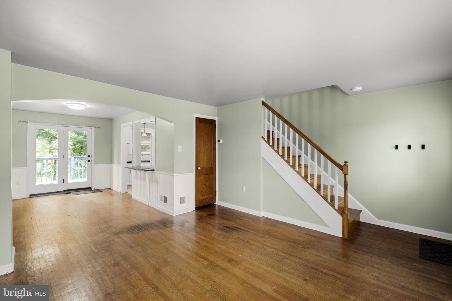 61 Hershey Avenue photo 5