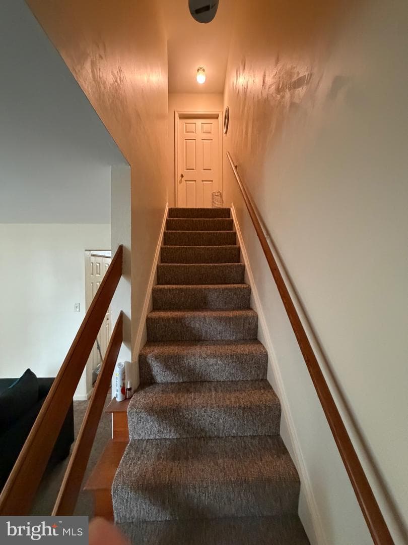 698 Topaz Drive photo 14