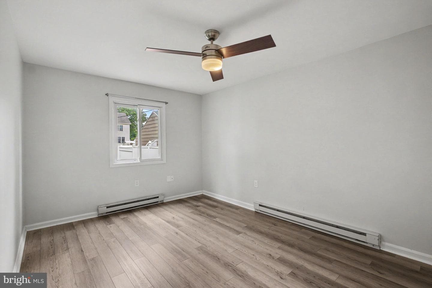 541 Golden Street photo 14