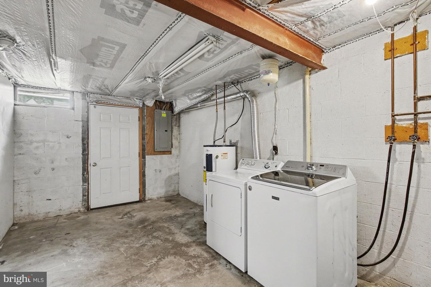 541 Golden Street photo 22