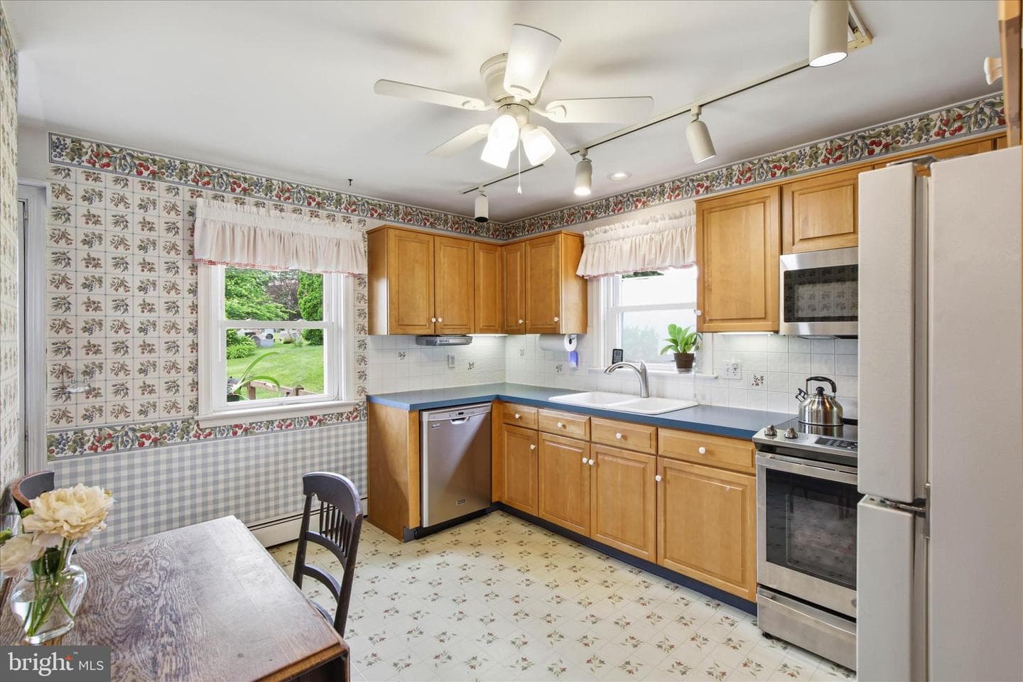 48 Highland Drive photo 6