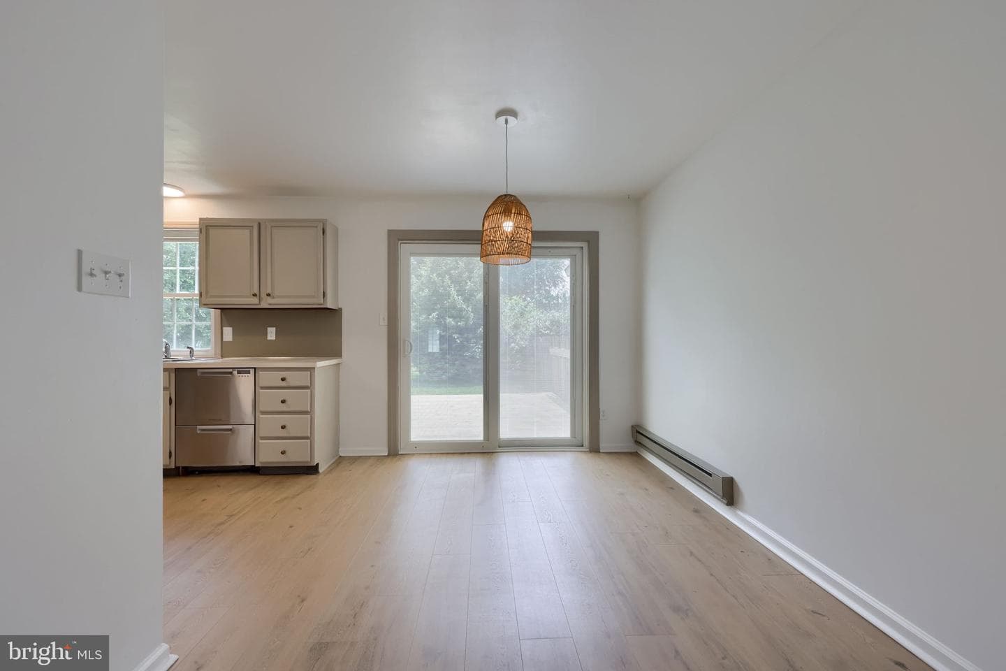 14 Hemlock Lane photo 12