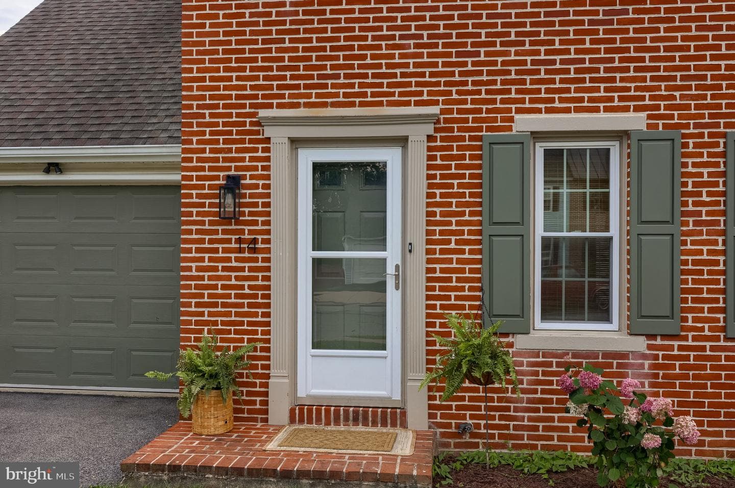 14 Hemlock Lane photo 35