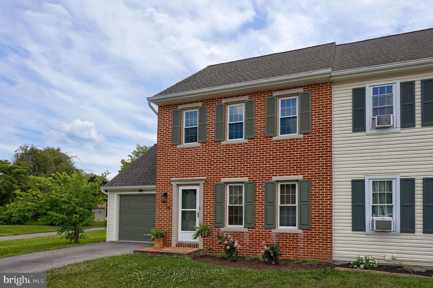 14 Hemlock Lane photo 36