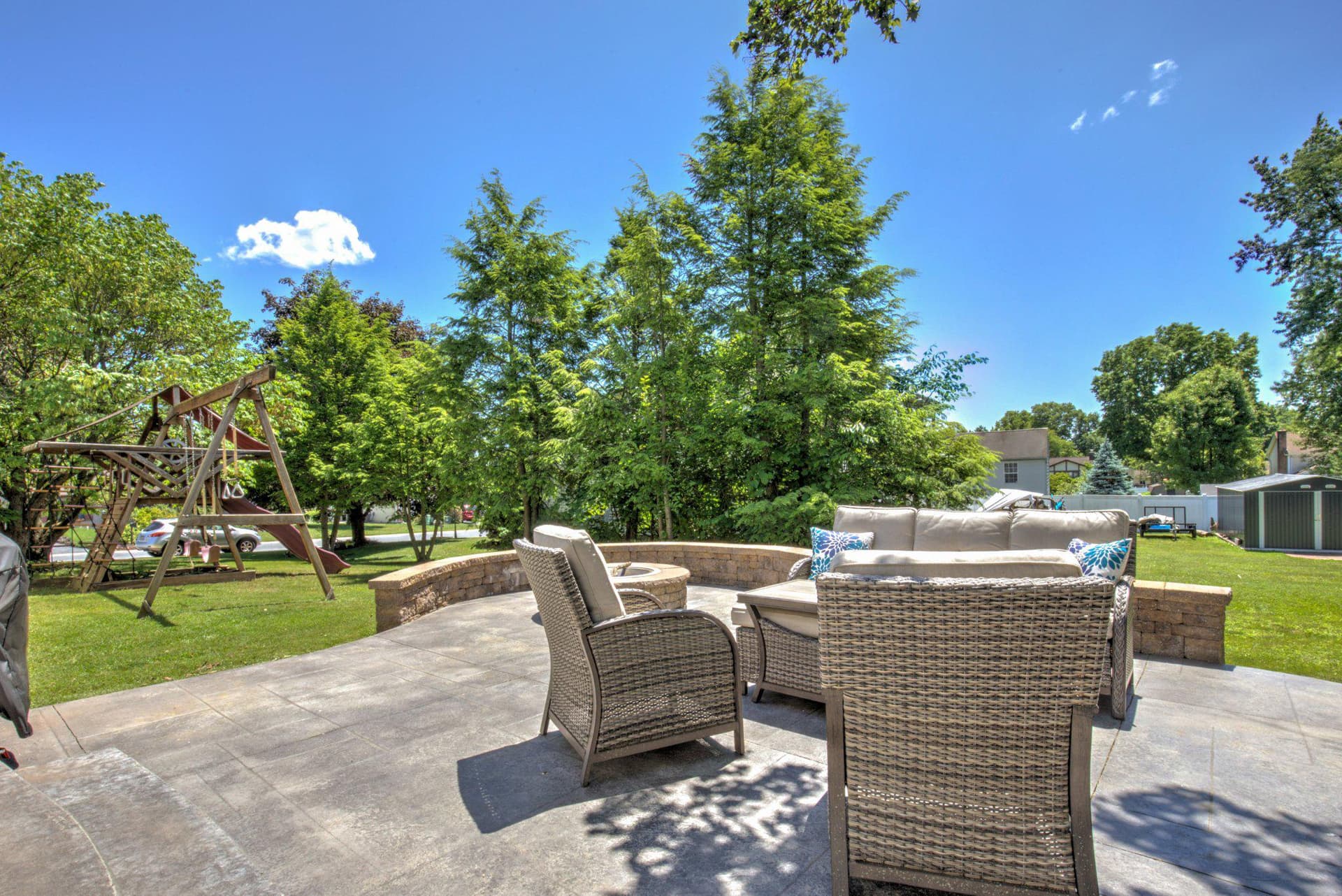 2 Mockingbird Drive photo 7