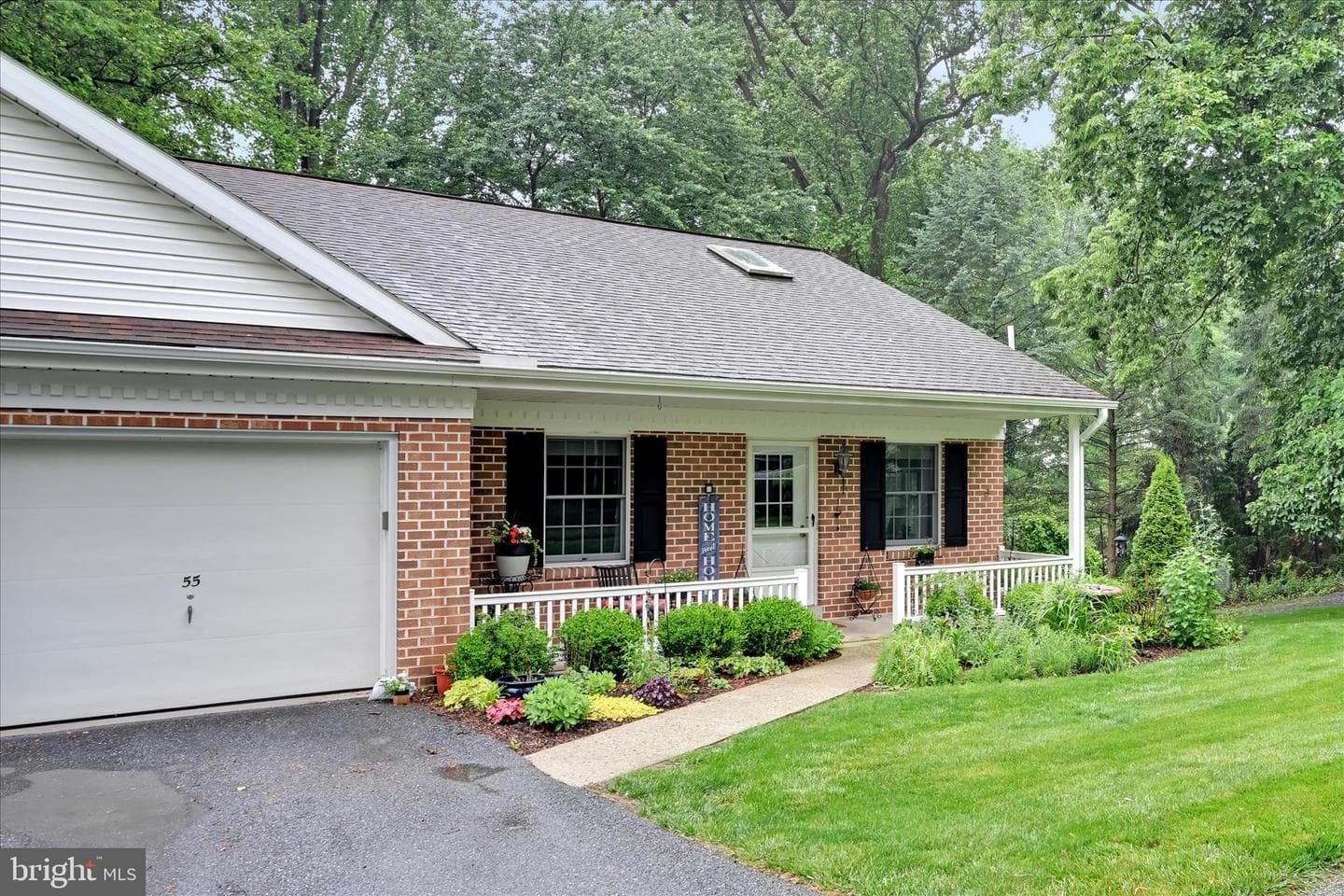 55 Timber Villa photo 1