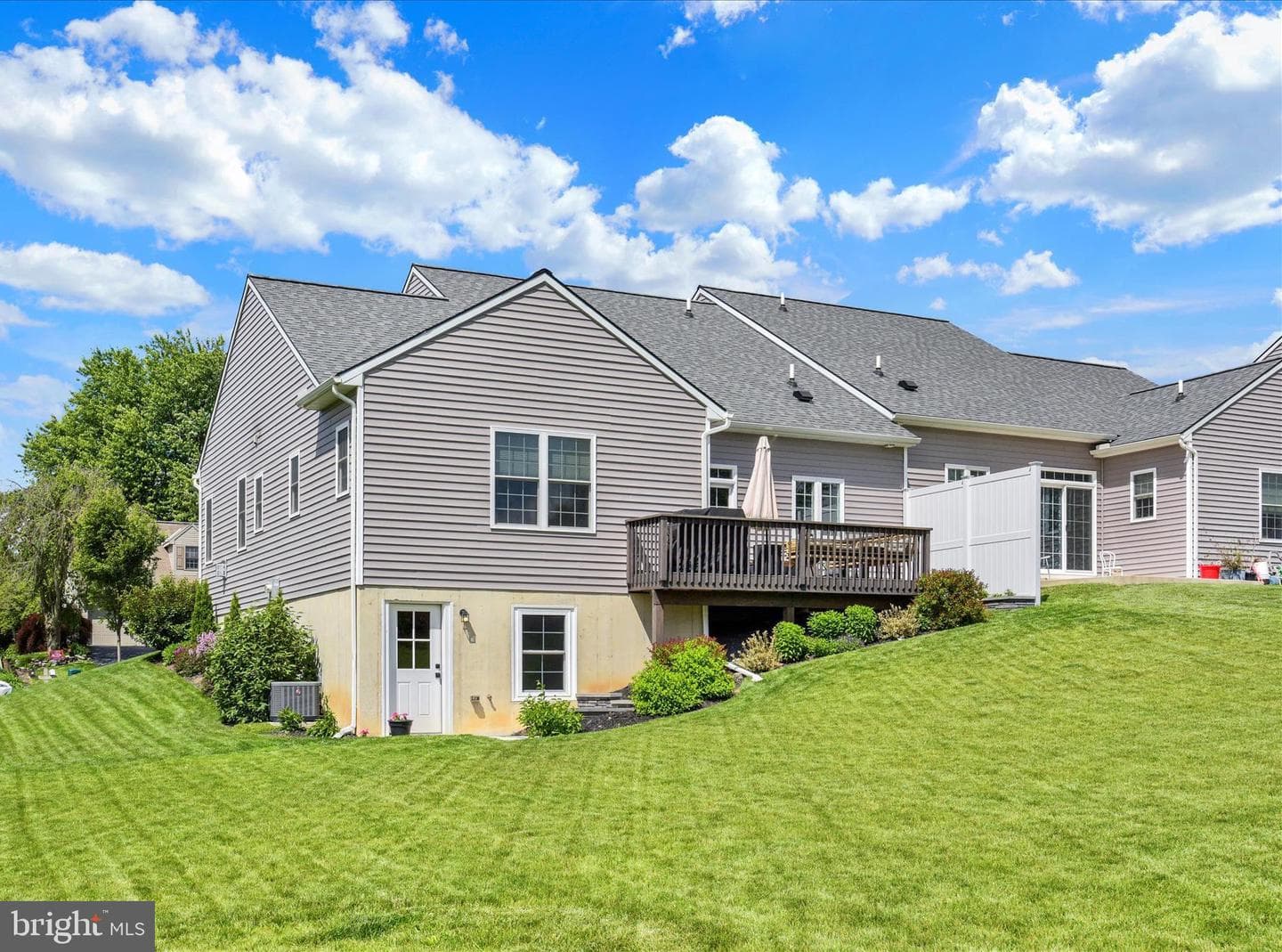 713 Radio Road photo 26