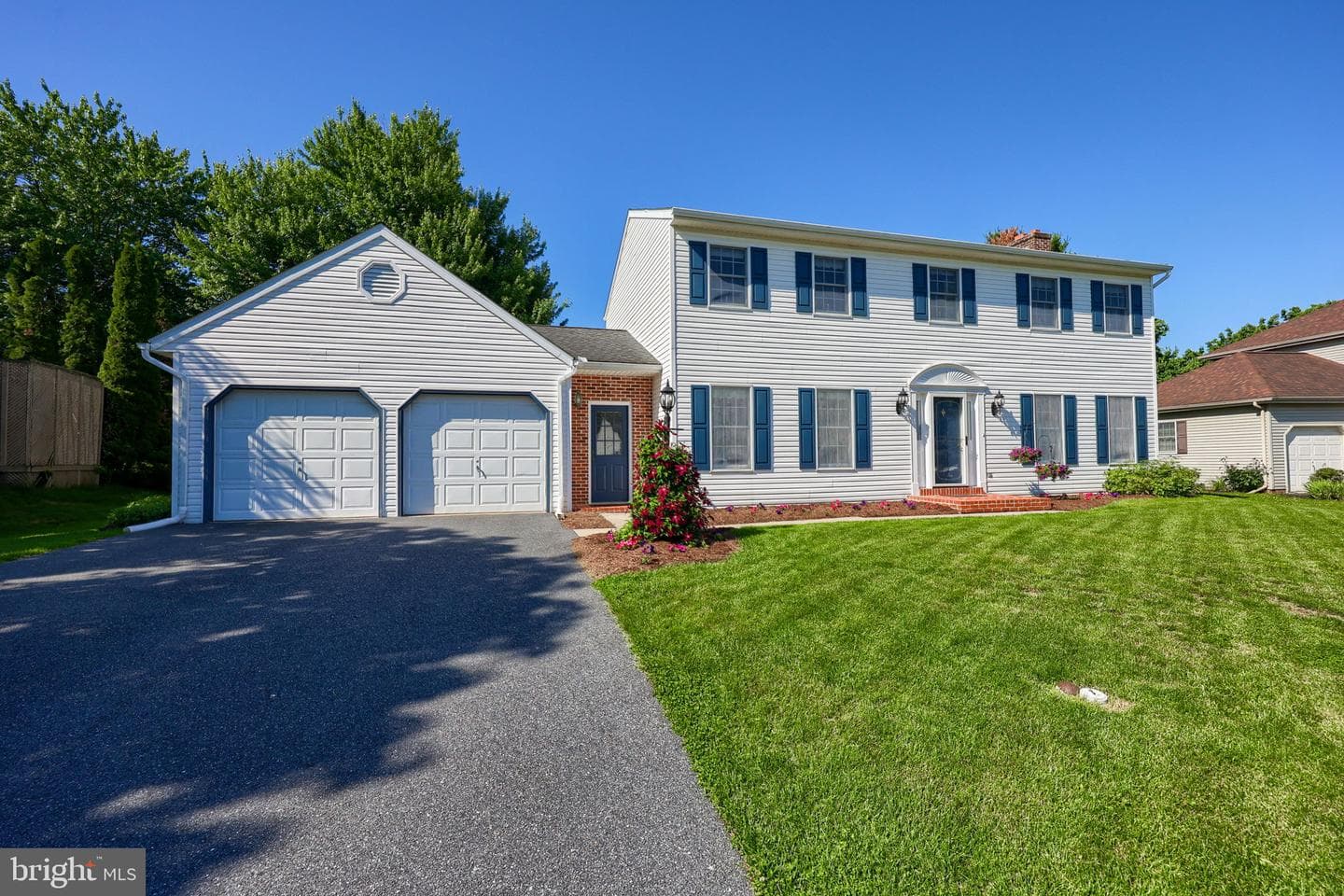 3474 Crystal Lane photo 2