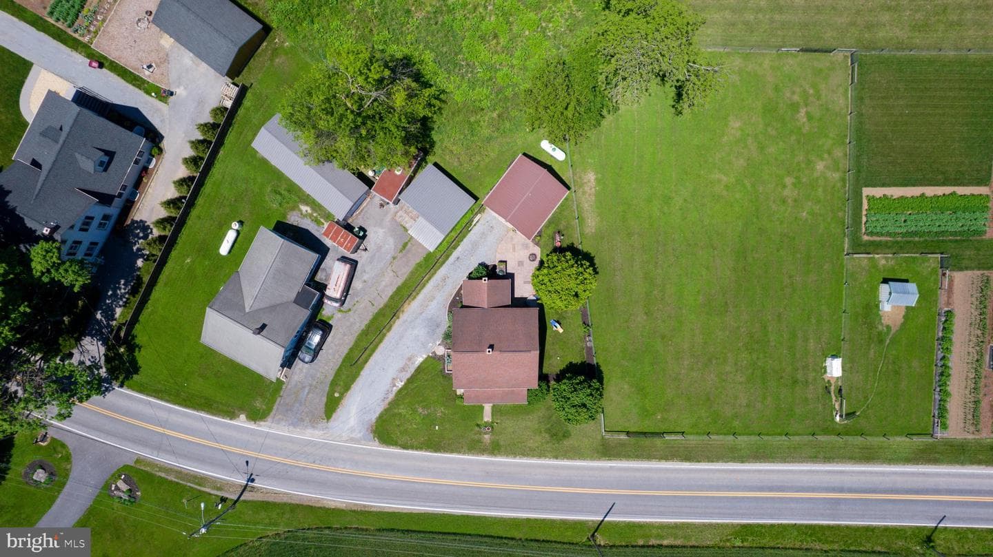 44 S Soudersburg Road photo 44