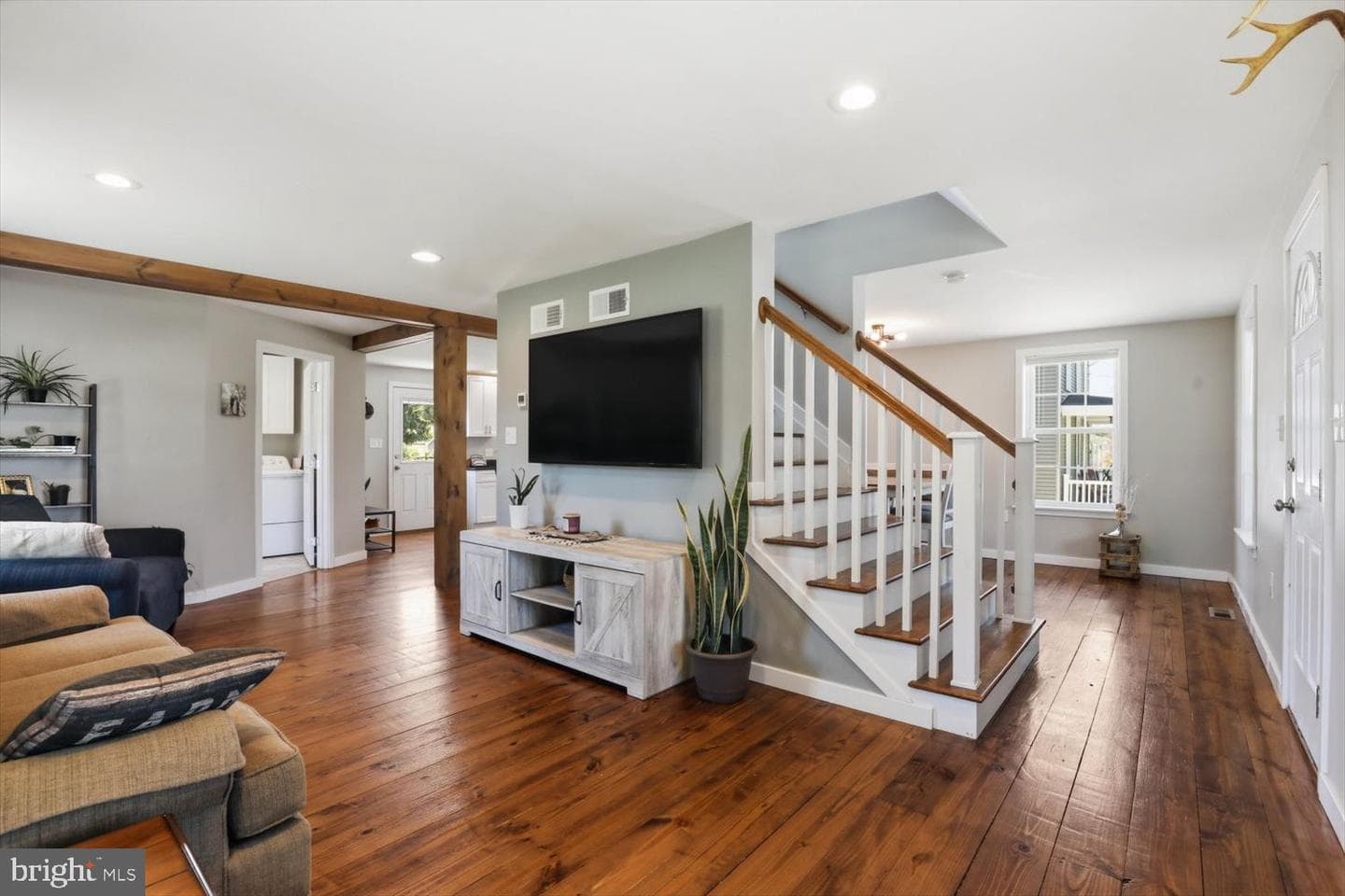324 Steinman Farm Road photo 5