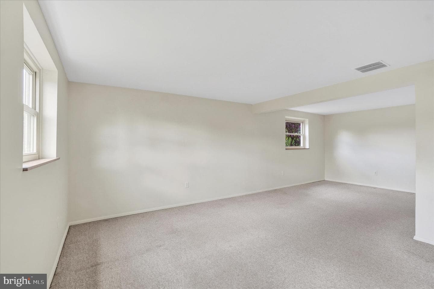 112 Nicholas Road photo 16