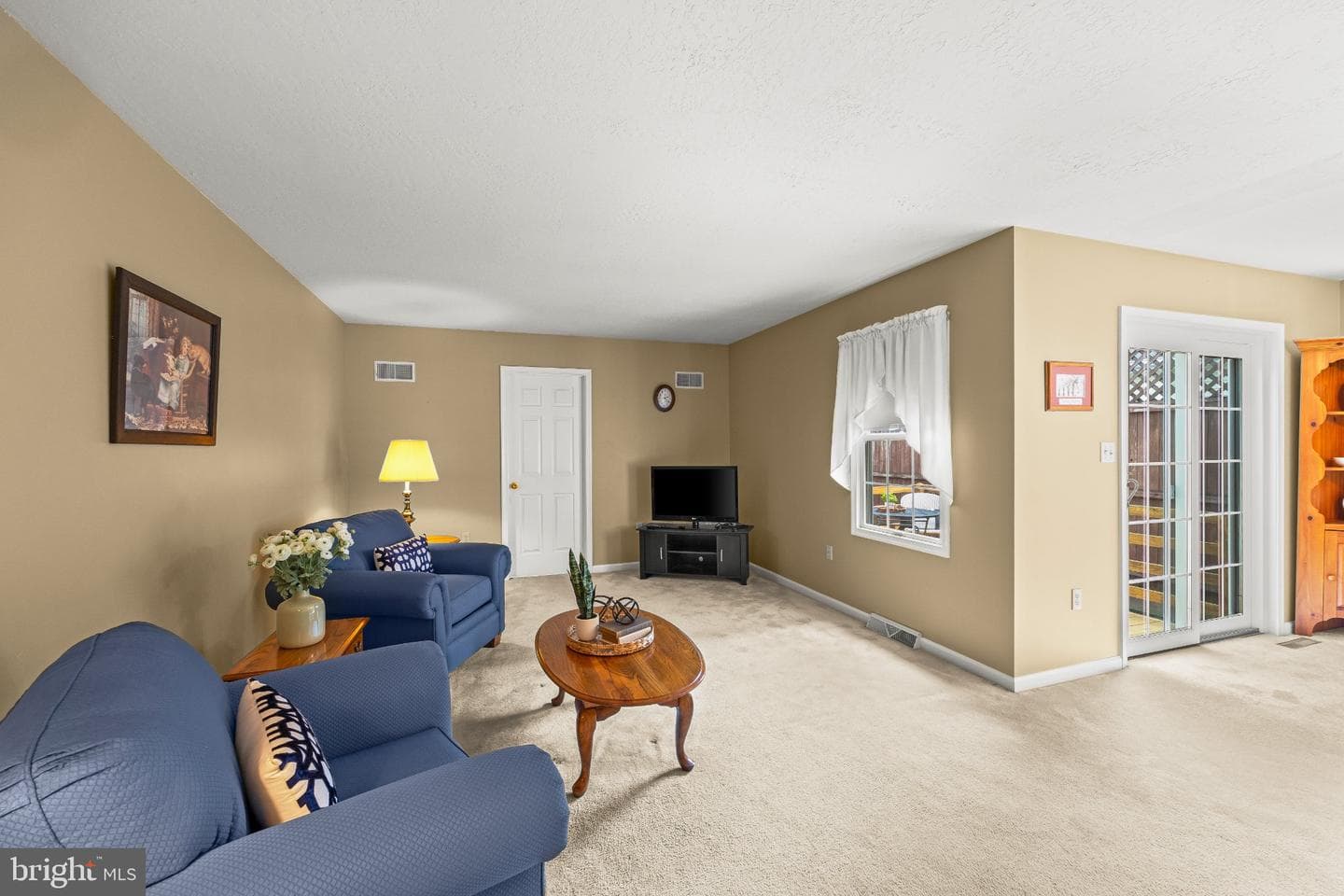 443 Crosswinds Drive photo 9
