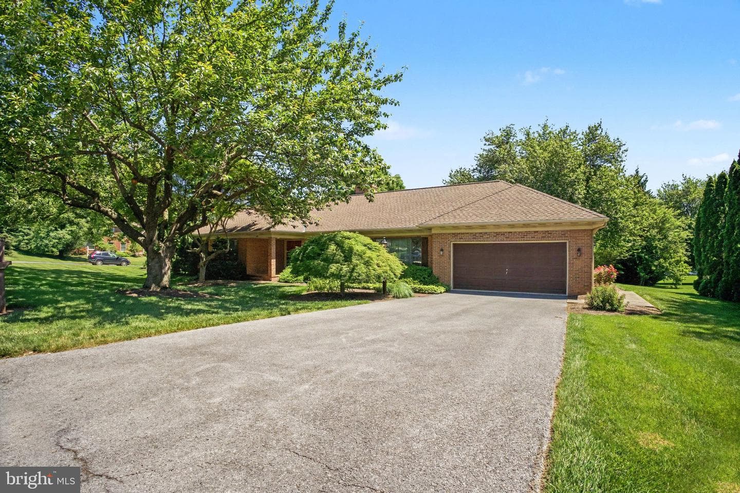 218 Overland Ln photo 2