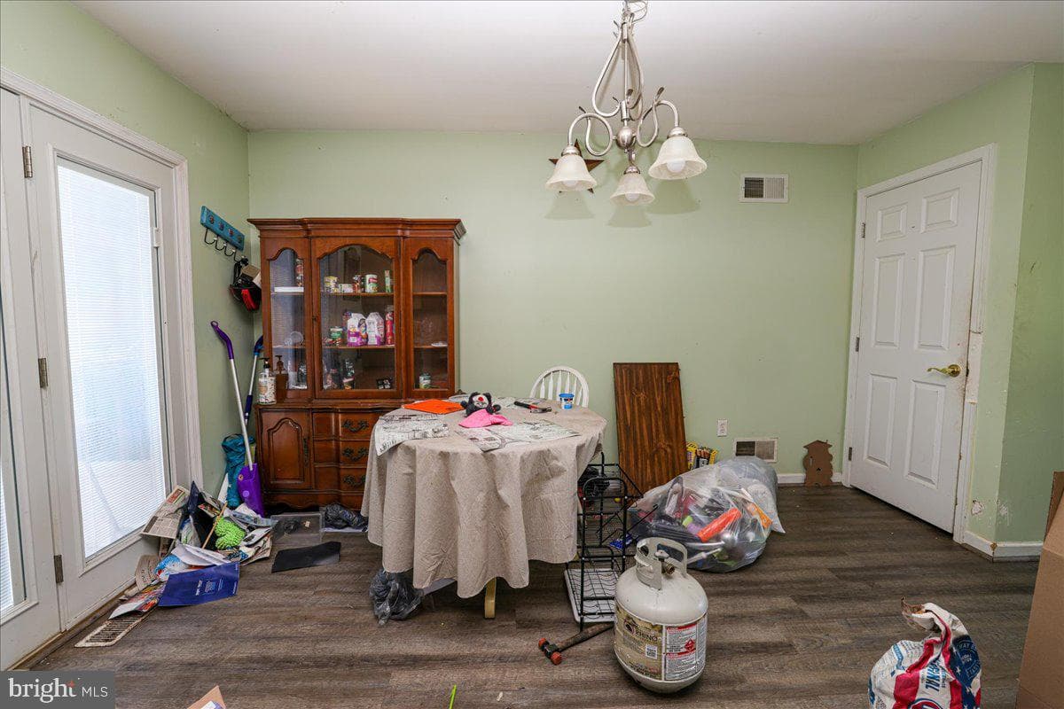 2412 Rob Drive photo 21