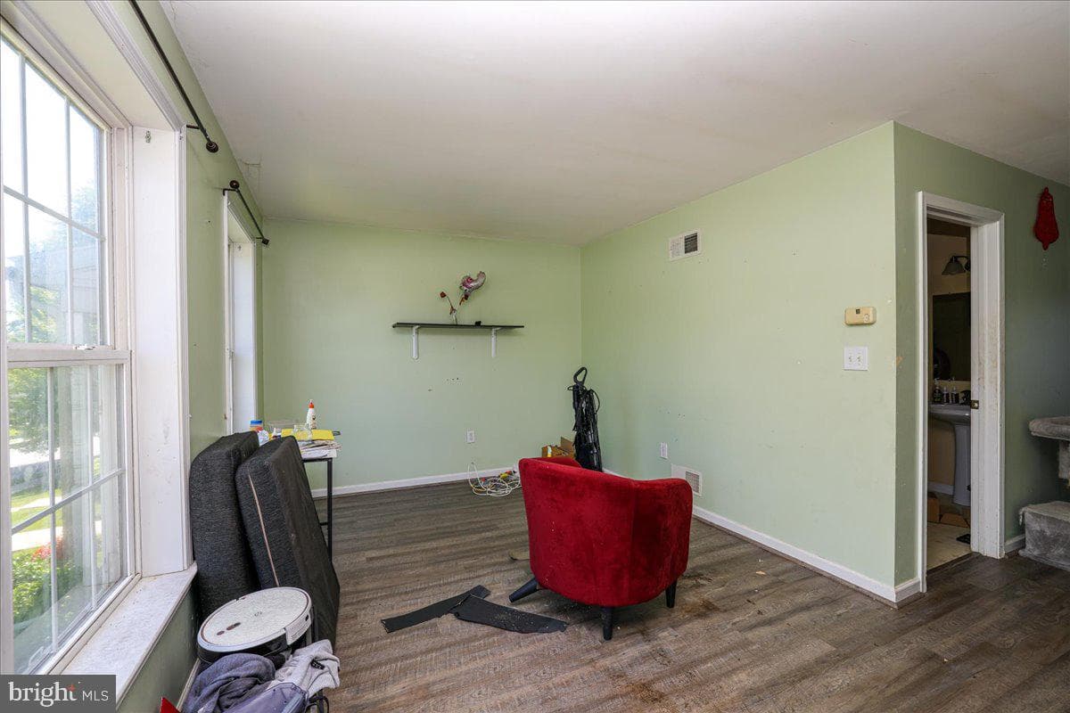 2412 Rob Drive photo 5
