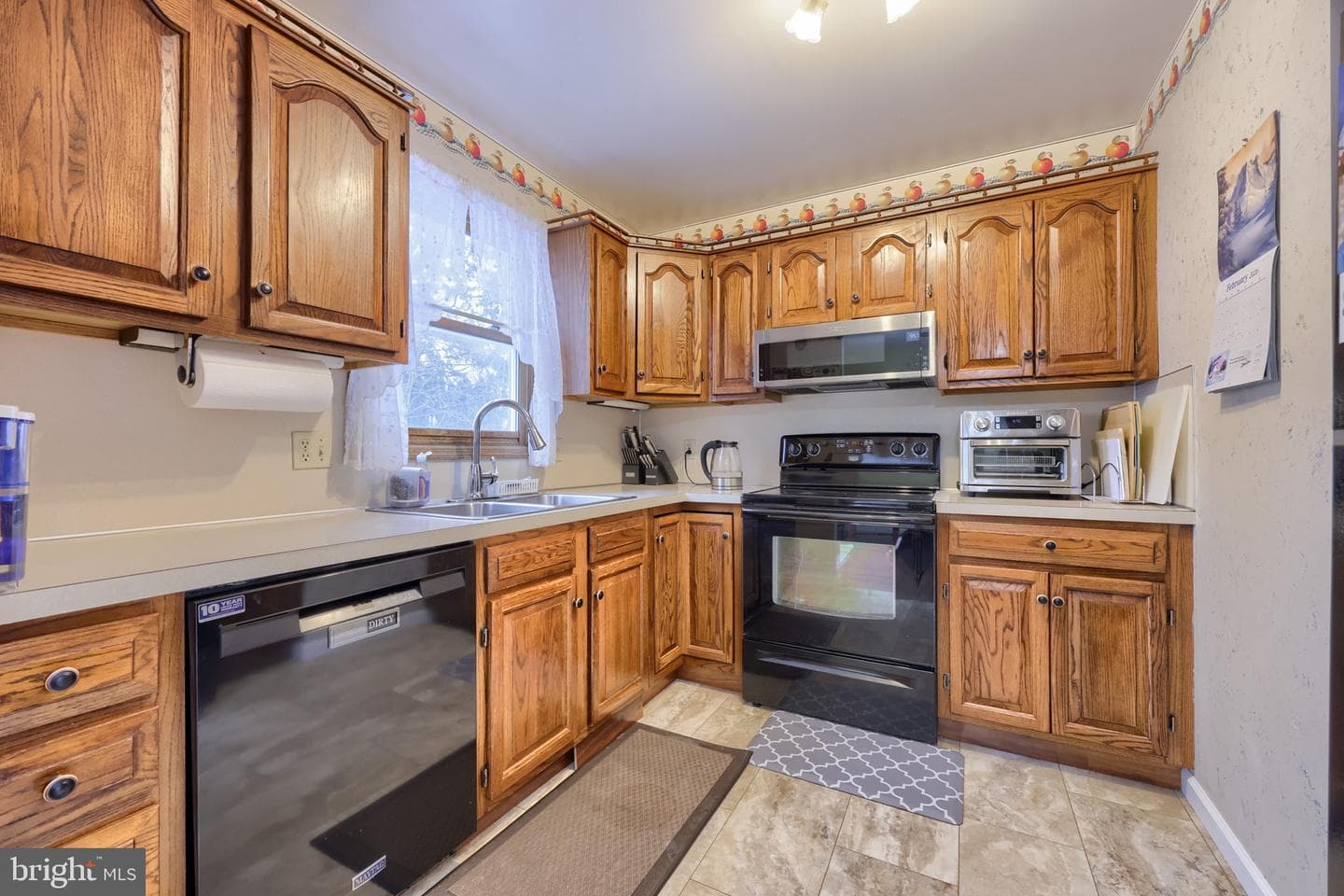 53 Oriole Drive photo 15