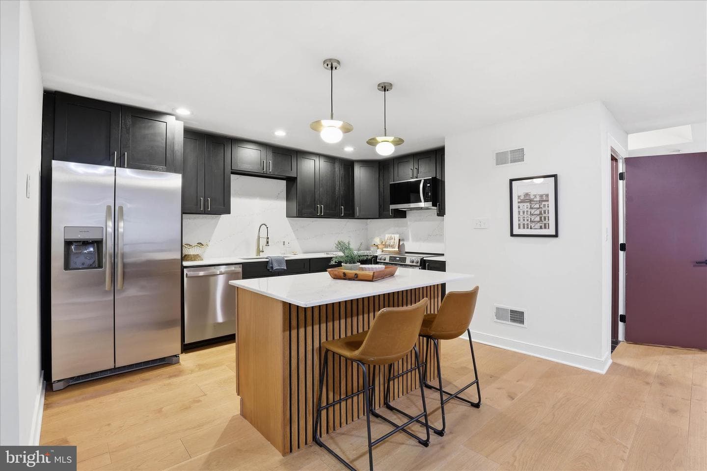 16 E Walnut Street photo 16