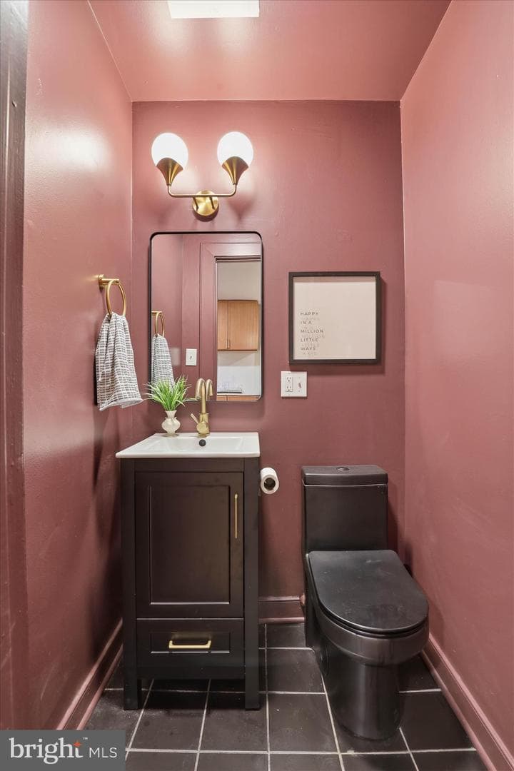 16 E Walnut Street photo 21