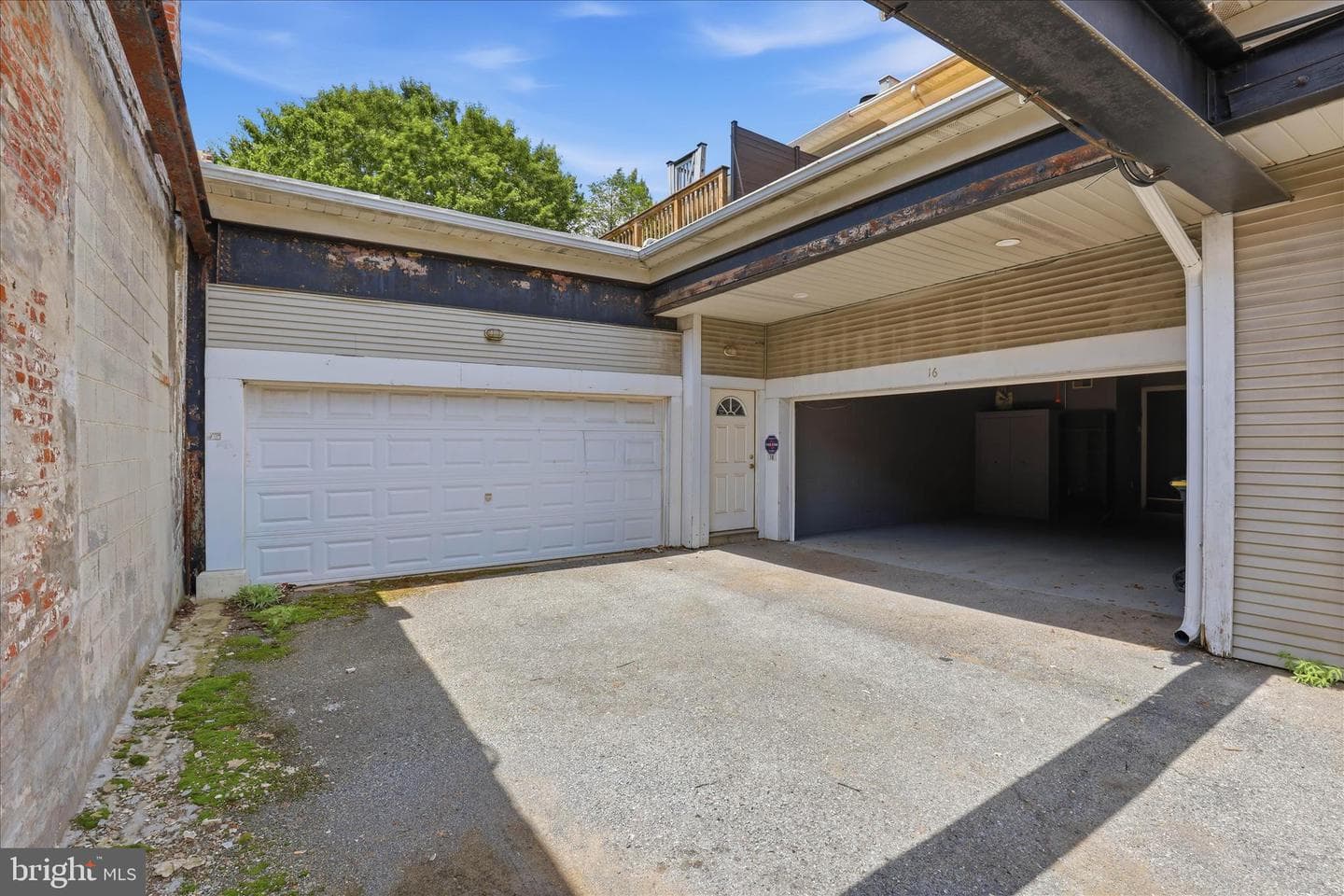16 E Walnut Street photo 59