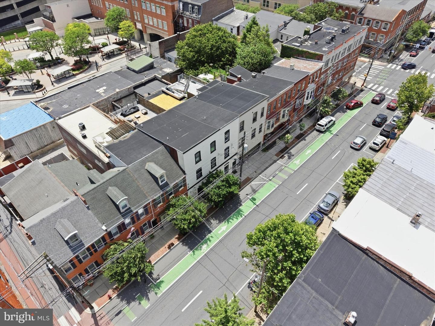 16 E Walnut Street photo 6