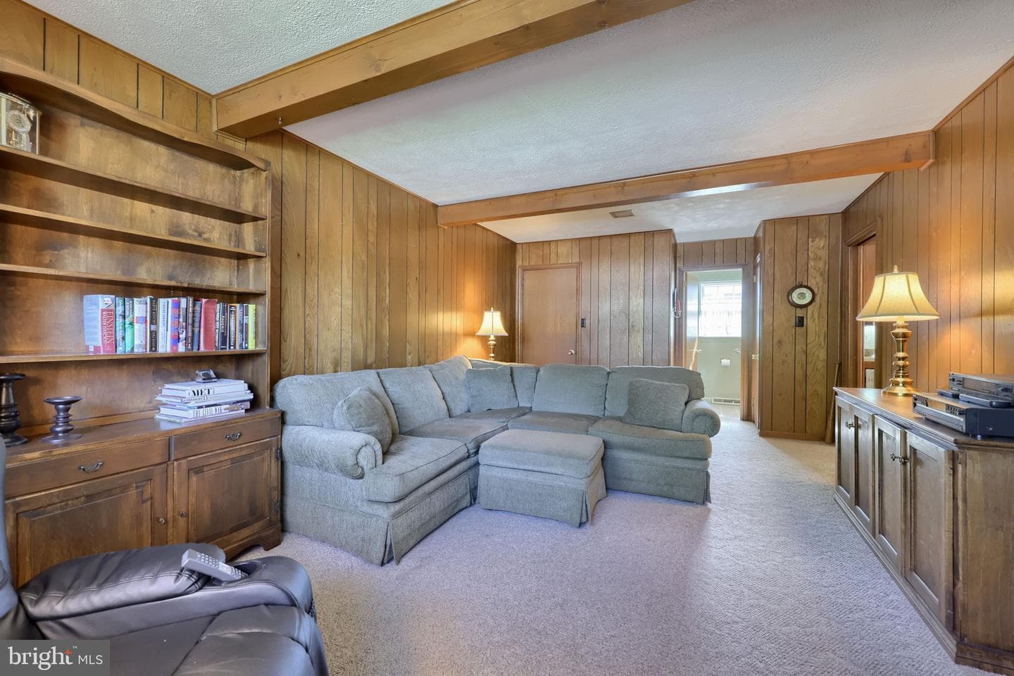 2129 Kentwood Drive photo 4
