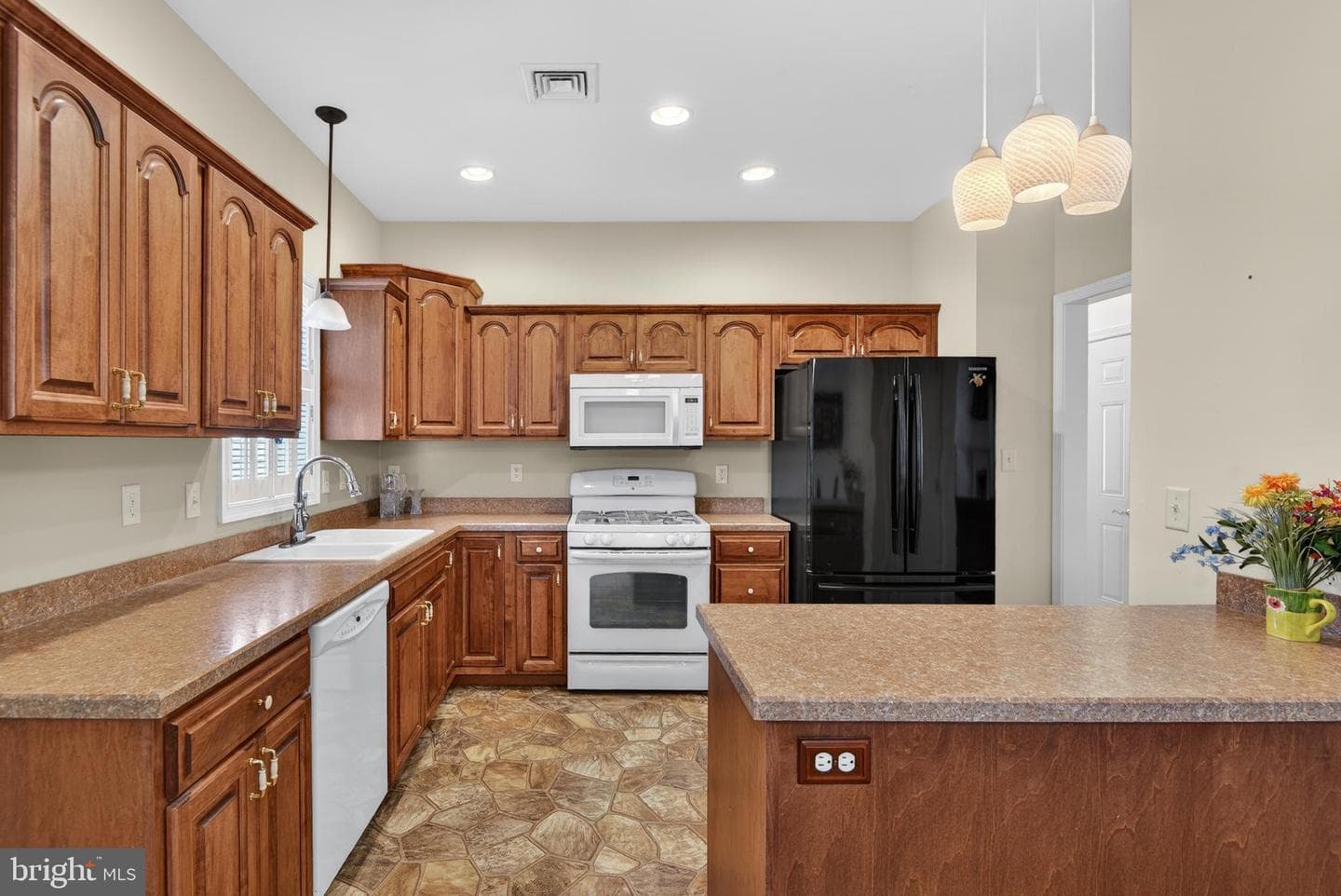 717 Heather Ridge photo 10