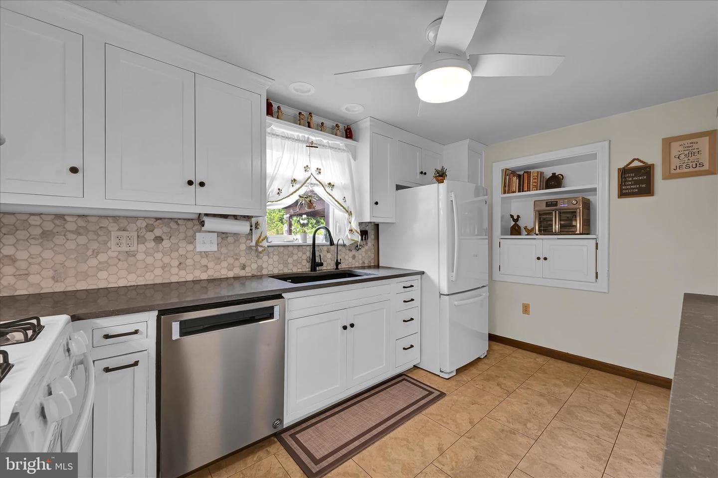 4 N Conestoga View Drive photo 17