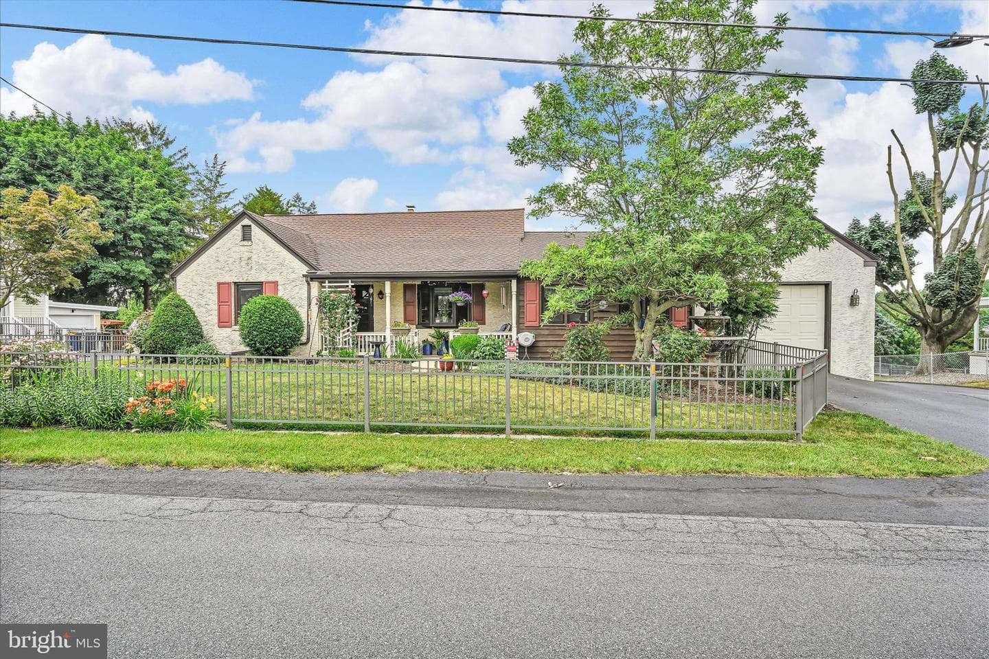 4 N Conestoga View Drive photo 3