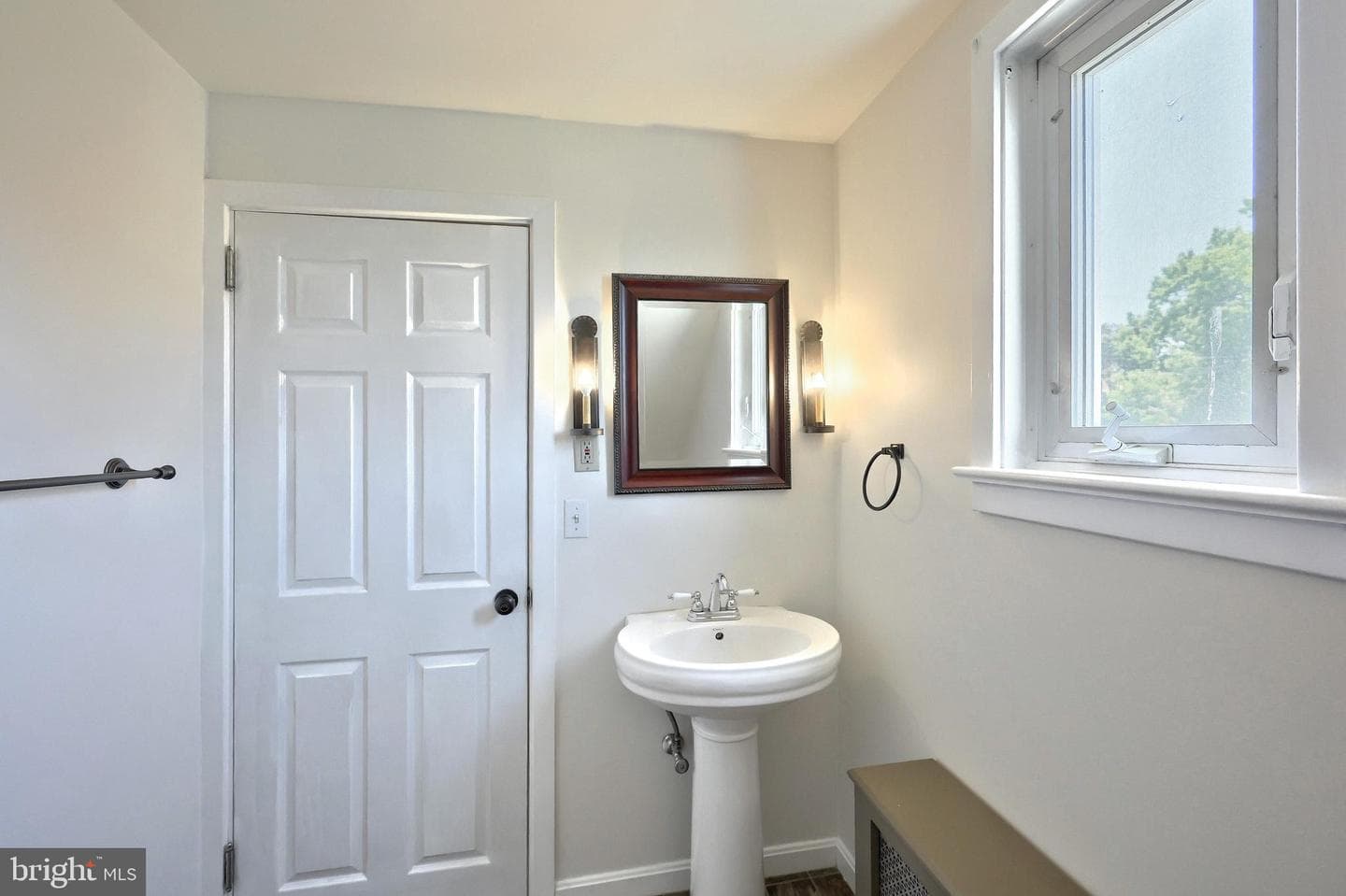827 Chestnut Street photo 28