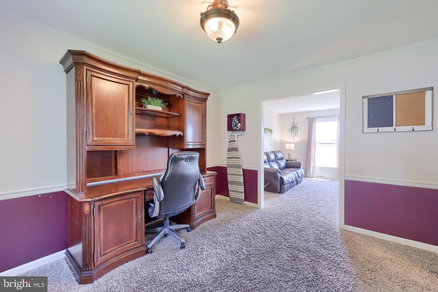 219 Tobacco Road photo 14