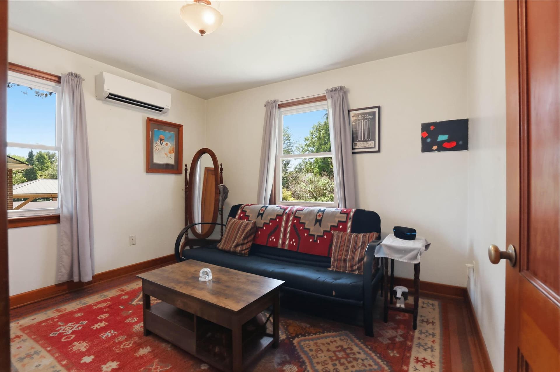 381 Barbara St photo 12