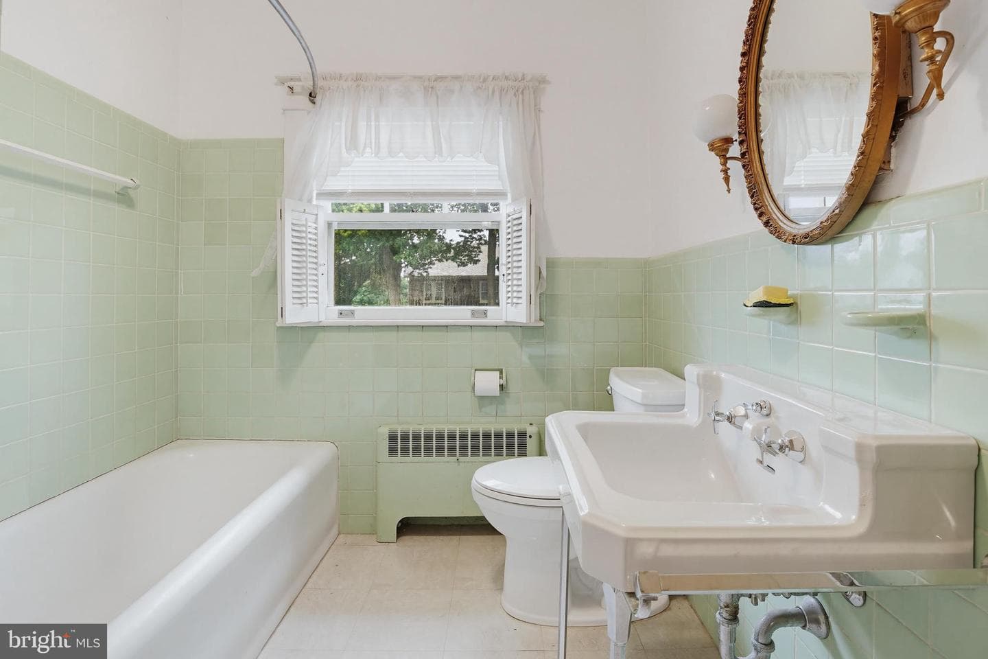 8 Mayfield Drive photo 15